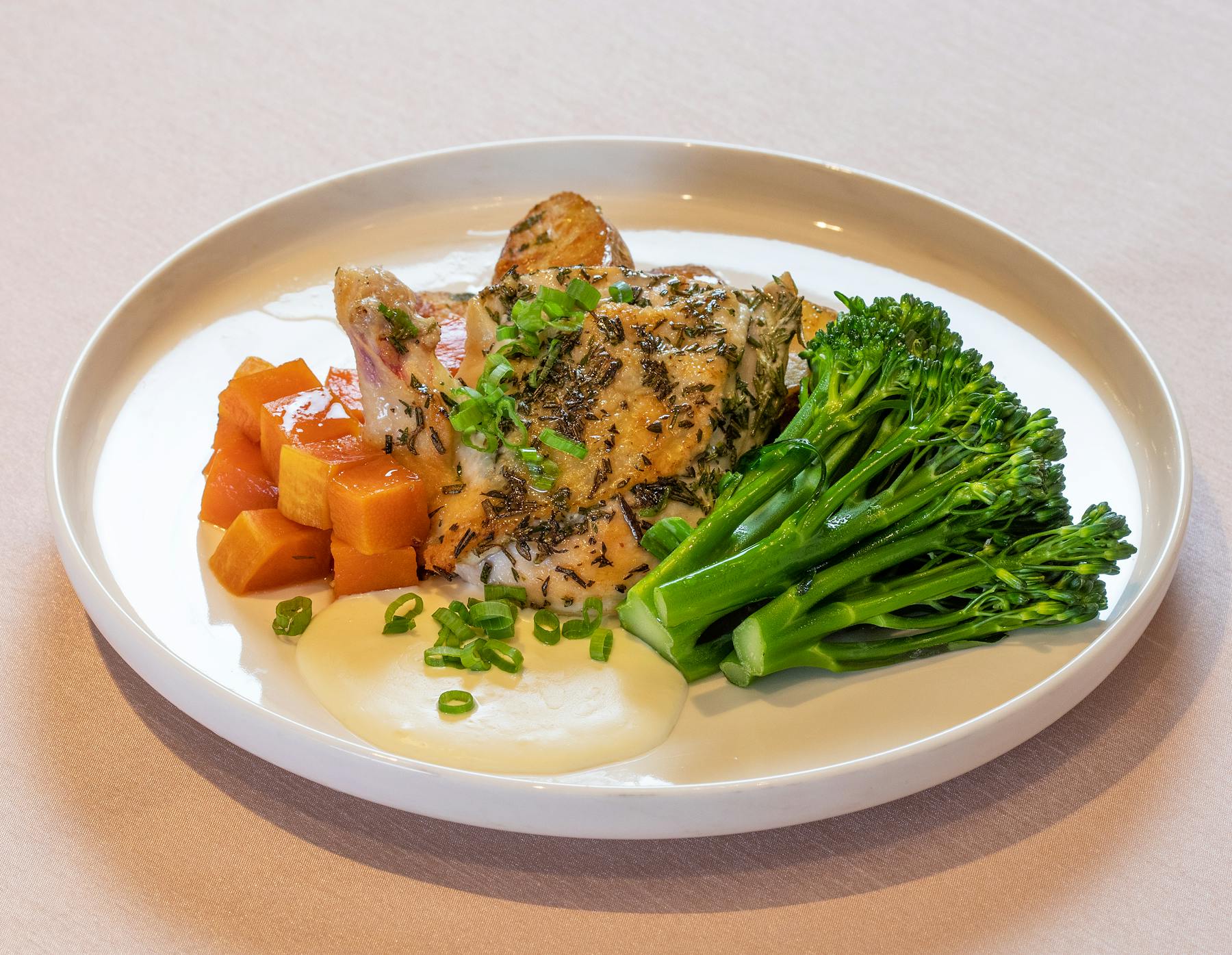 Gallery Hull & Mason American Restaurant in Quincy, MA